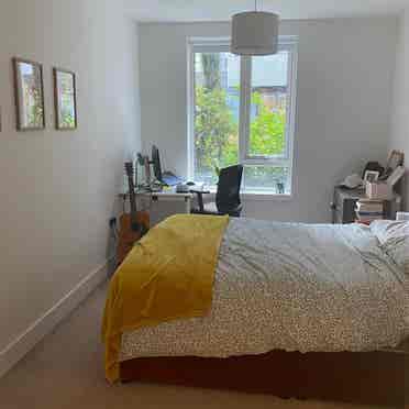 Large double room in Zone 2