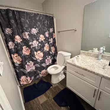 Room for rent with bathroom