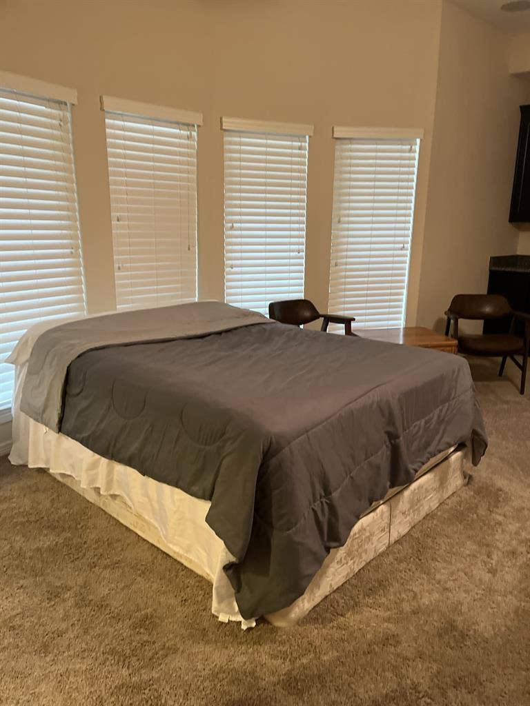 Private furnished room