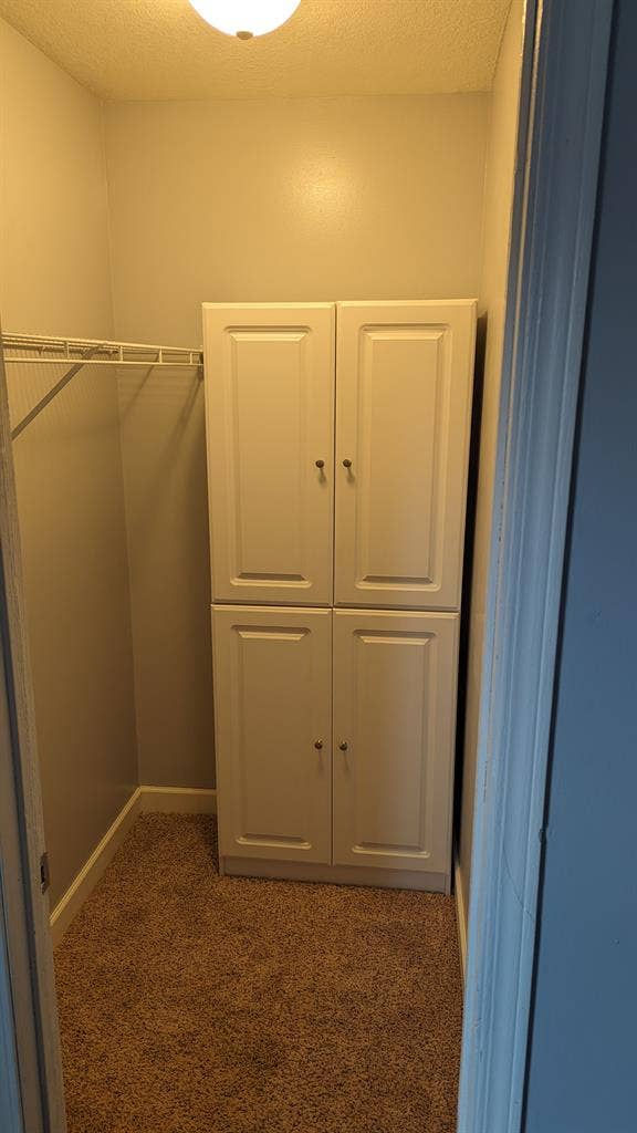 Room for Rent in Cedar Ridge