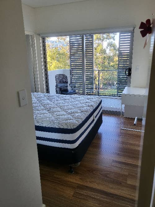 Double room in 3 bedroom apartment 