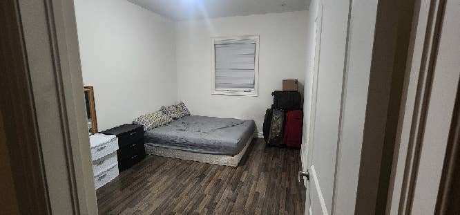 Private room for rent