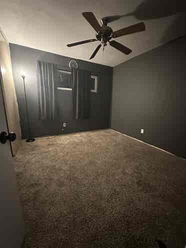 Room is available to move in.
