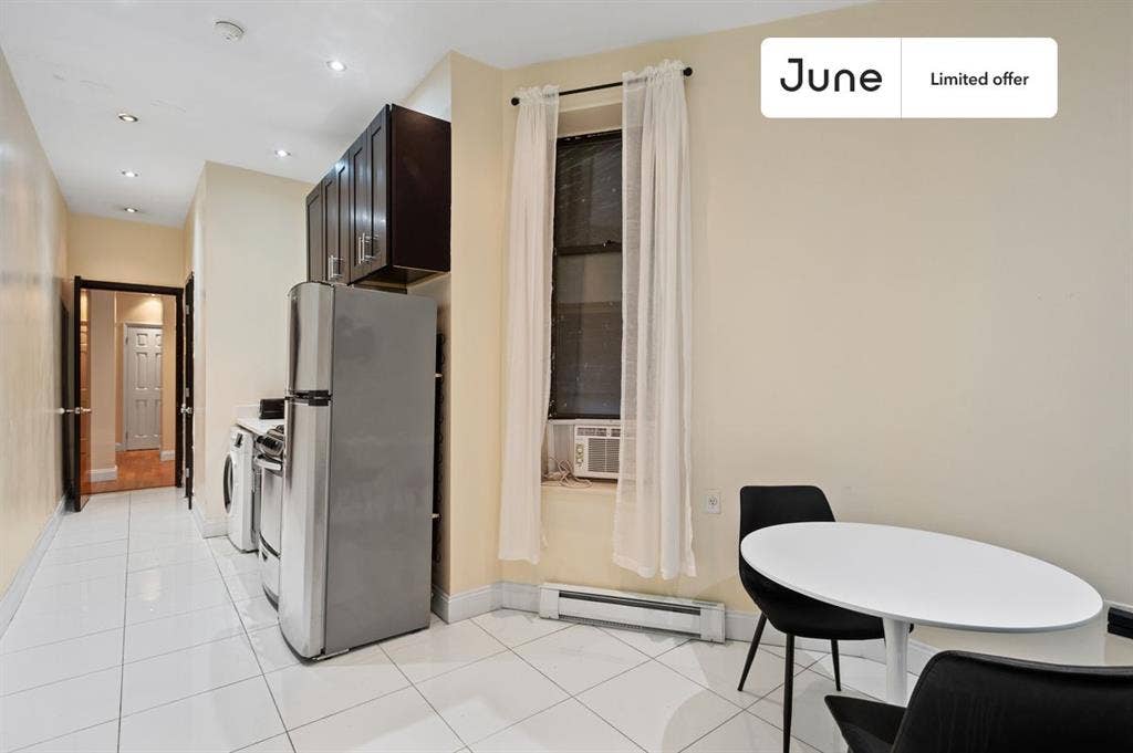 2 BR in New York City