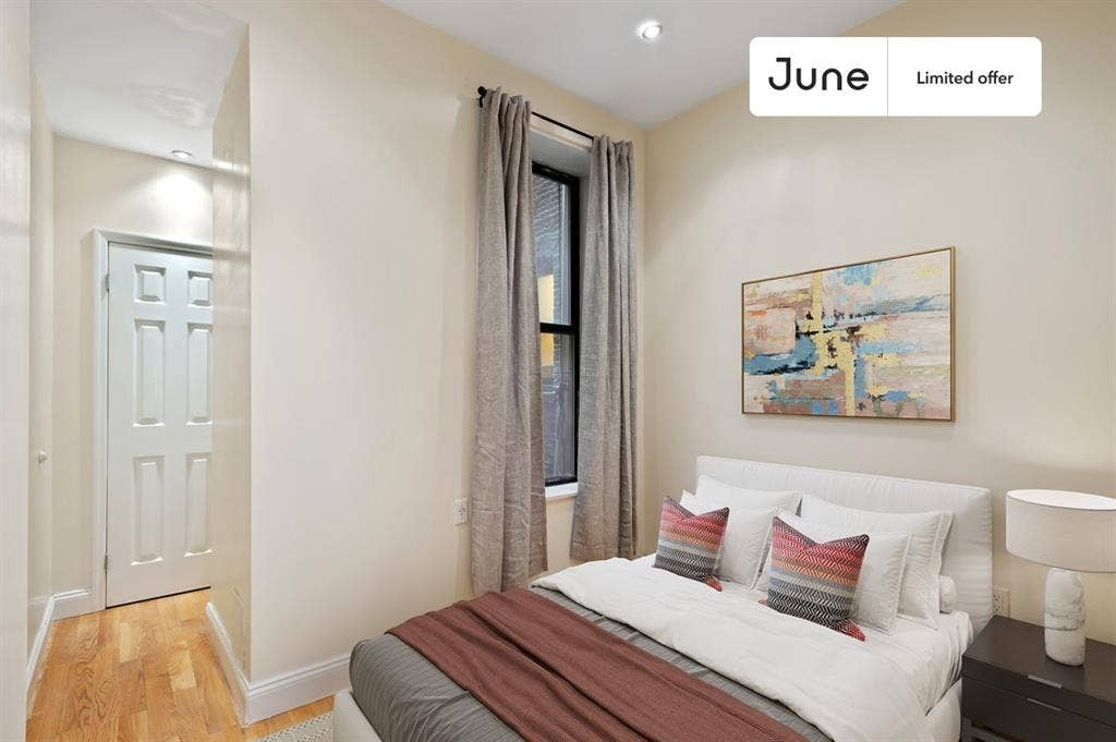 2 BR in New York City