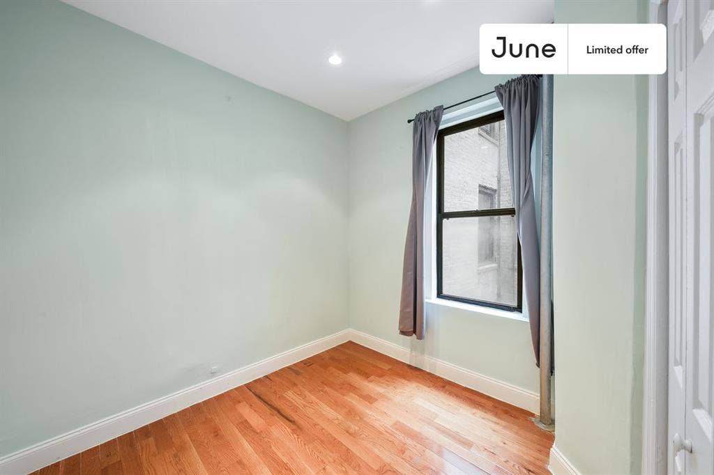 2 BR in New York City