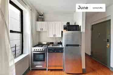 2 BR in New York City