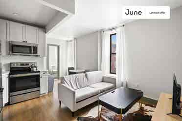 2 BR in New York City