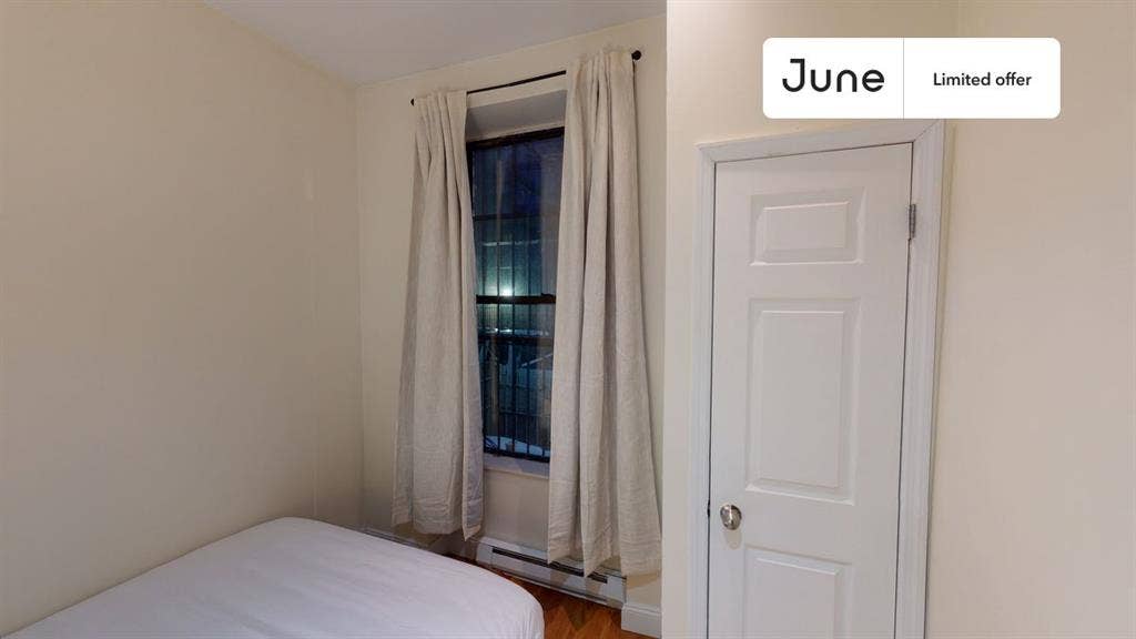 2 BR in New York City