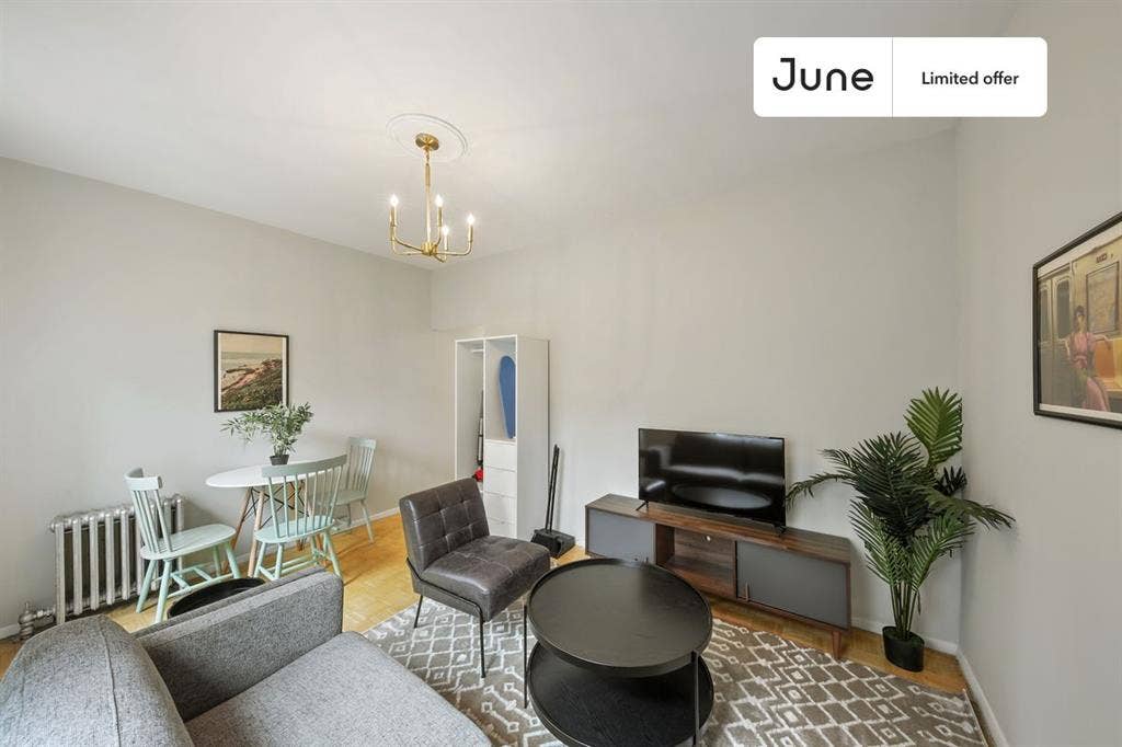 3 BR in New York City