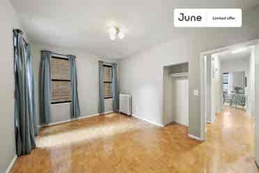 3 BR in New York City