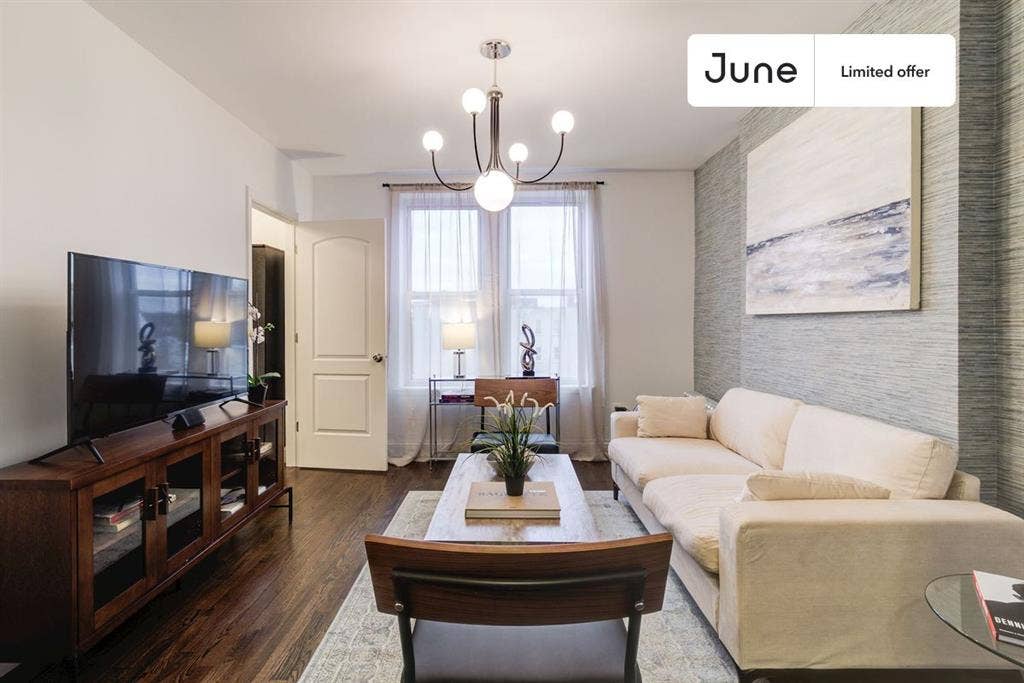 4 BR in New York City