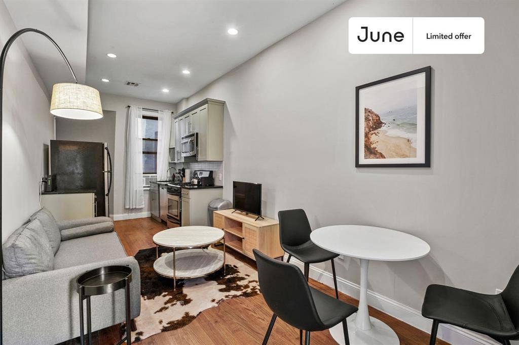 4 BR in New York City