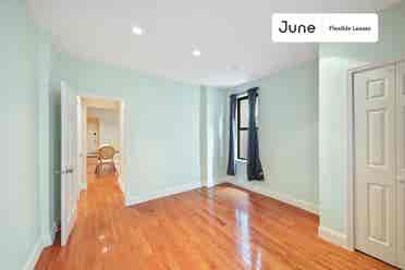 2 BR in New York City