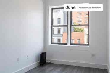 2 BR in New York City