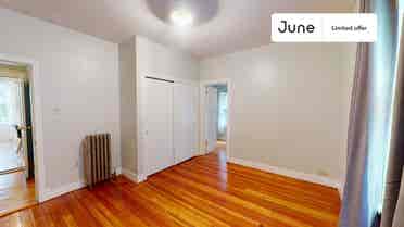 4 BR in Boston