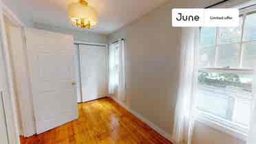 4 BR in Boston