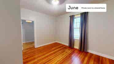 4 BR in Boston