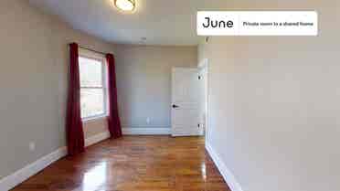 4 BR in Boston