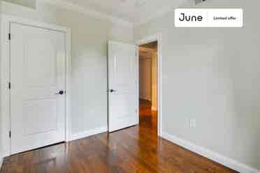 5 BR in Boston