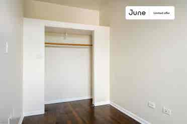 3 BR in Chicago