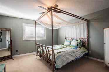 3 Beds 2.5 Baths House with gazebo
