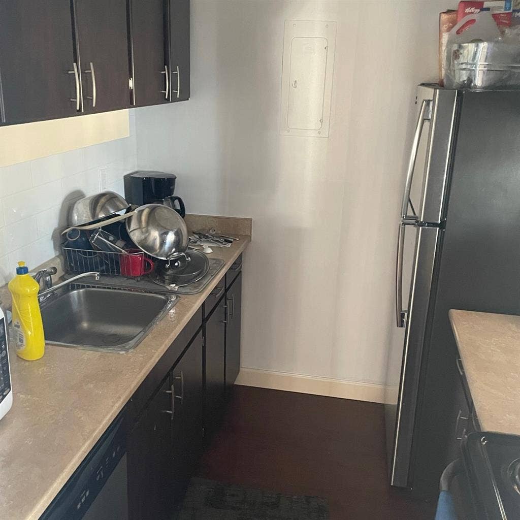 Roommate wanted in shared 2 bedroom