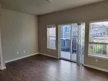 Townhome to share- ferndale