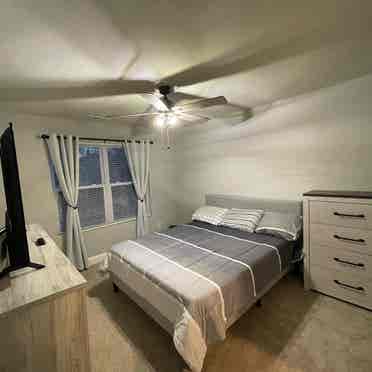 Furnished room avail in Norfolk