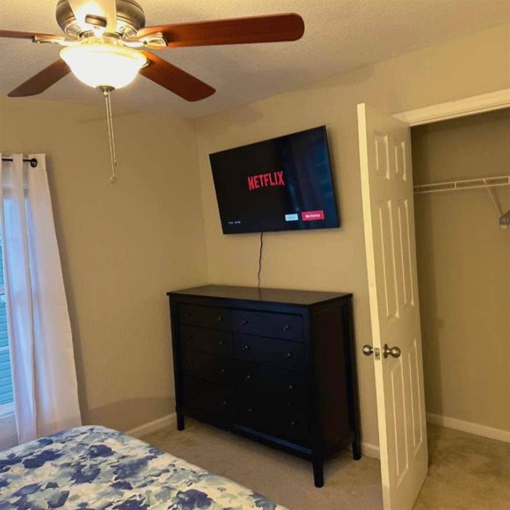 Furnished Private Bedroom for rent