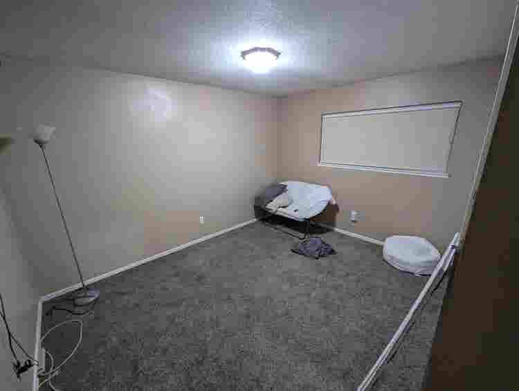 Large room/large closet/Utl. Inc.