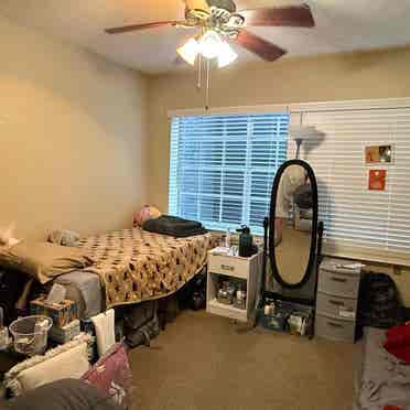 Room for sublease