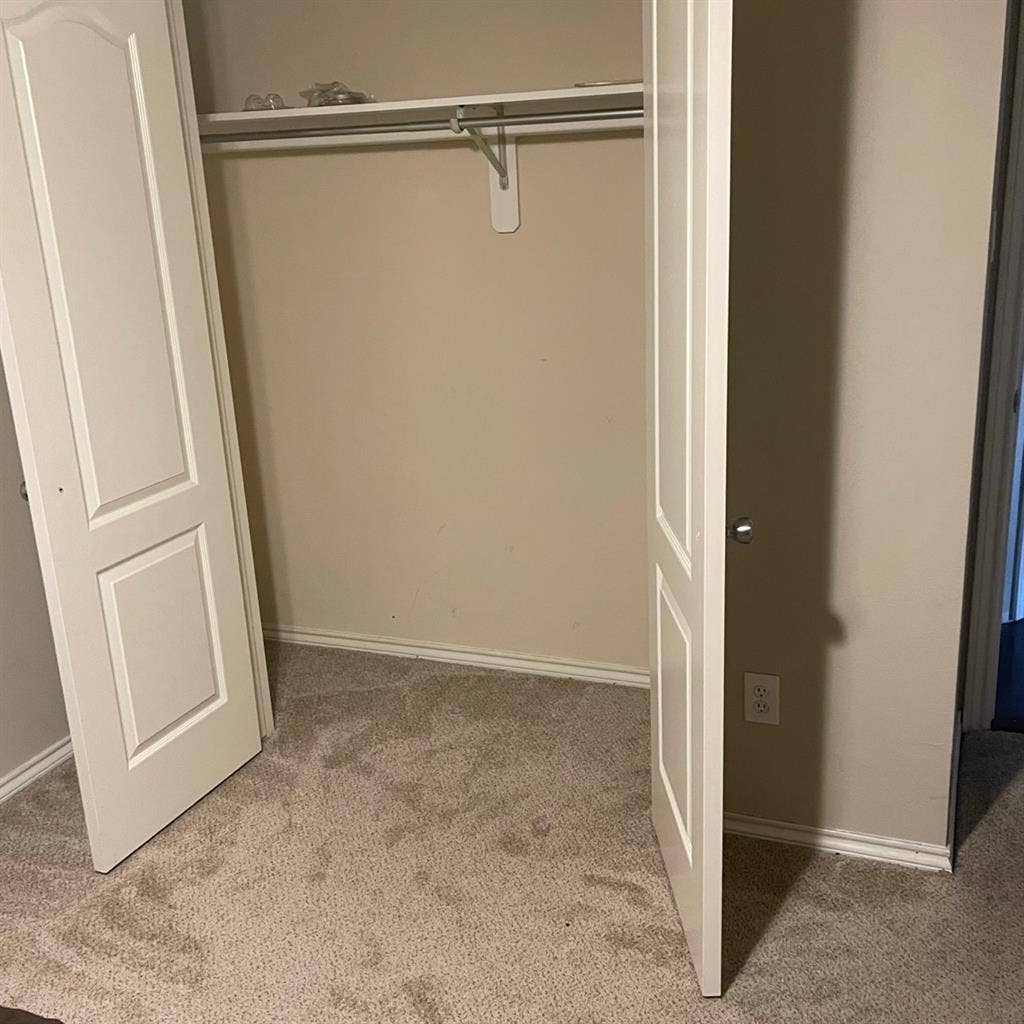 Room for rent North Dallas