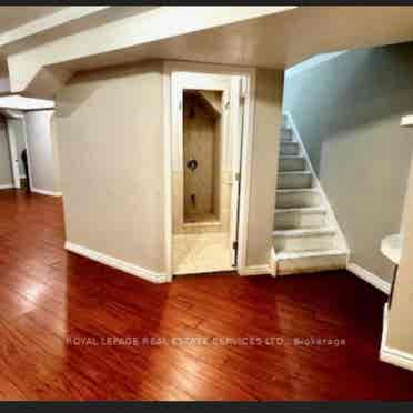 Spacious Basement in Northwood Park