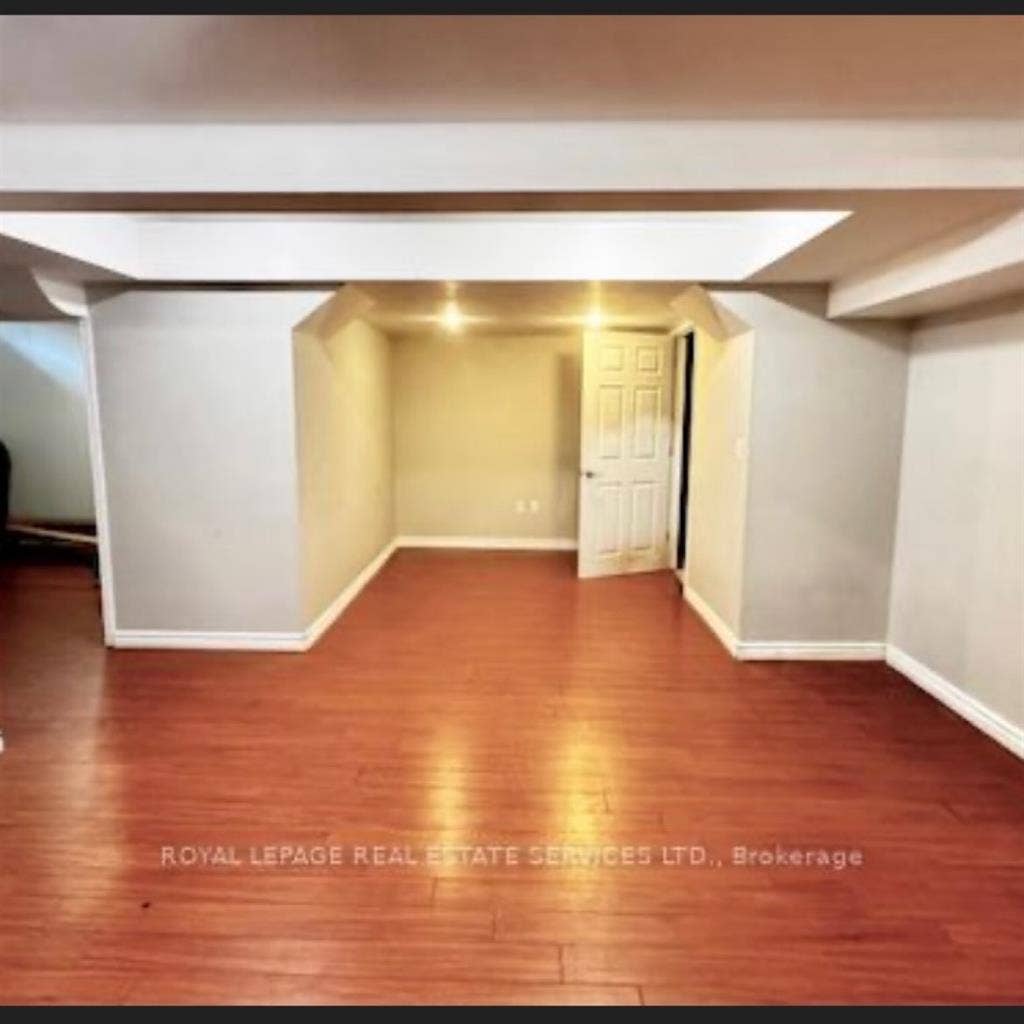 Spacious Basement in Northwood Park