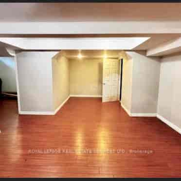 Spacious Basement in Northwood Park