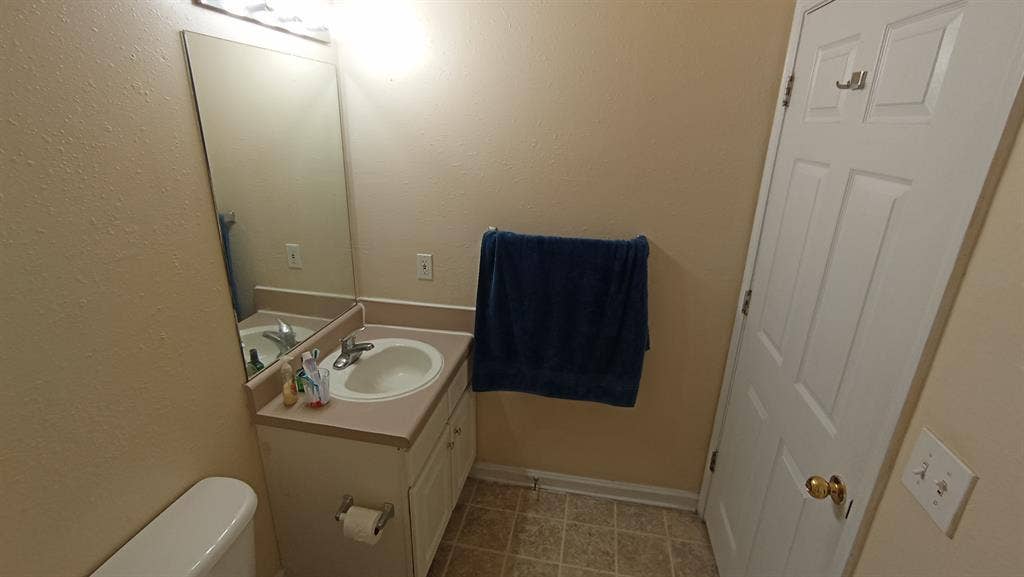 Sublease a bedroom at Gainesville 