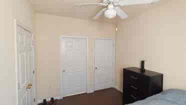 Sublease a bedroom at Gainesville 