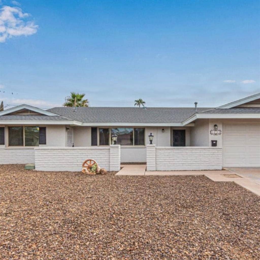 5 bedroom house in Tempe