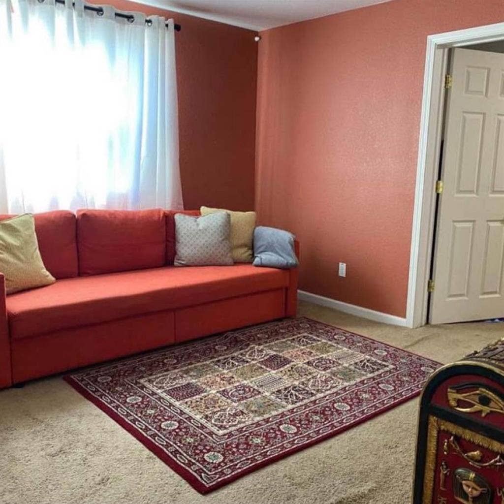 Finished room for rent