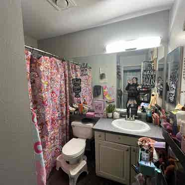 Spring valley room to rent