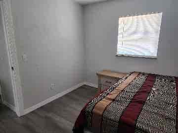 Roommate wanted
Available dec