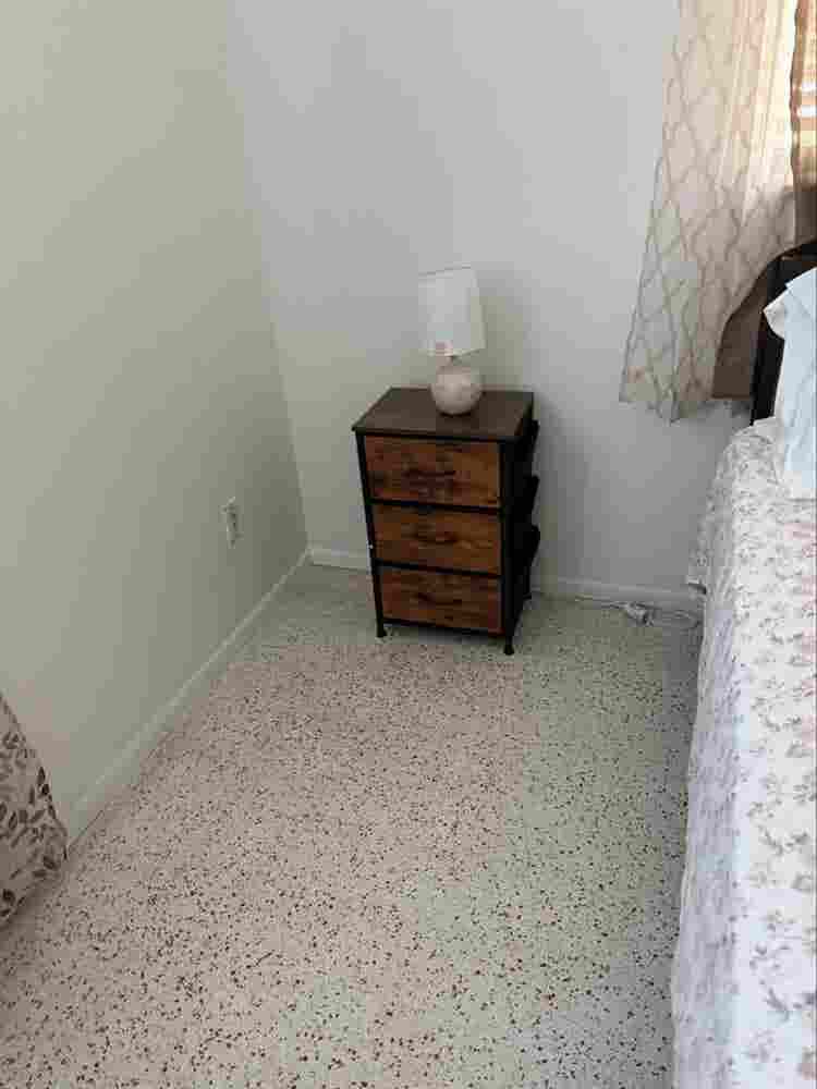 Room for rent in quiet neighborhood