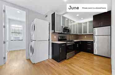 3 BR in New York City