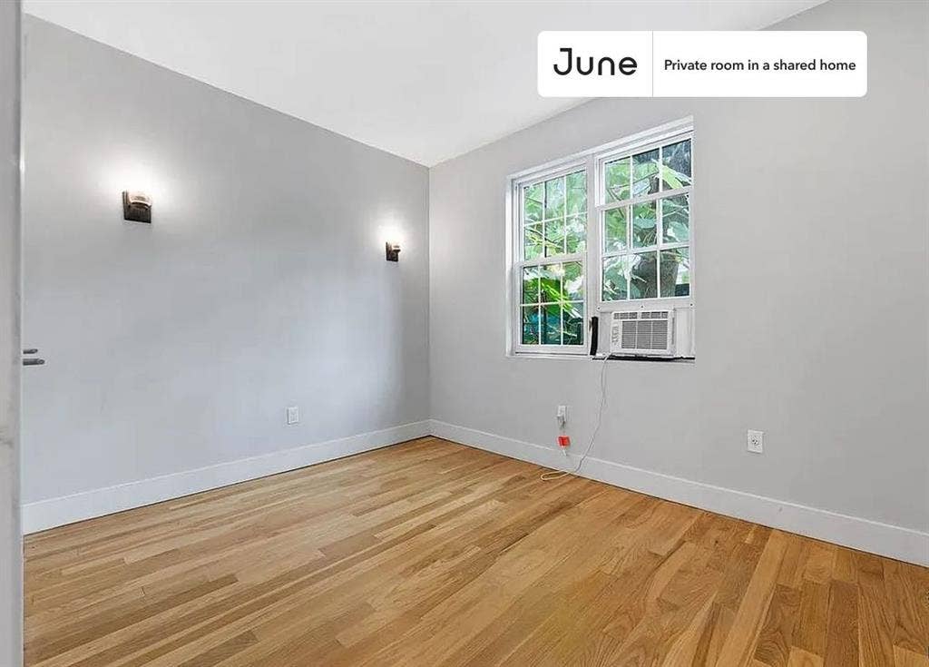 3 BR in New York City