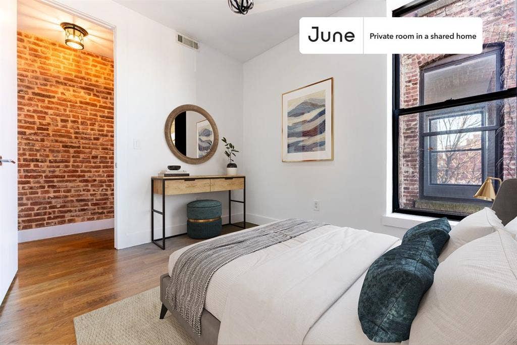 4 BR in New York City