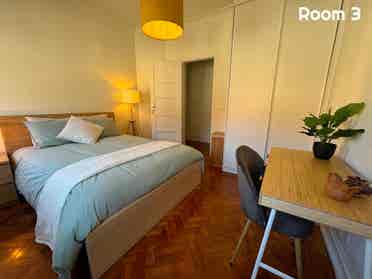 Cozy Double Rooms in Lisbon – 3min