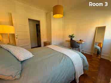 Cozy Double Rooms in Lisbon – 3min