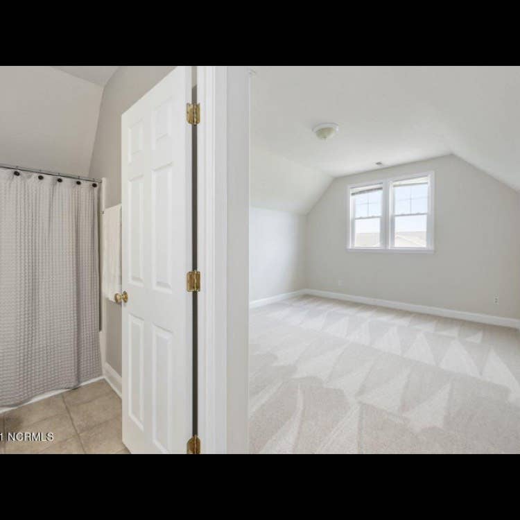 Room over garage with full bath