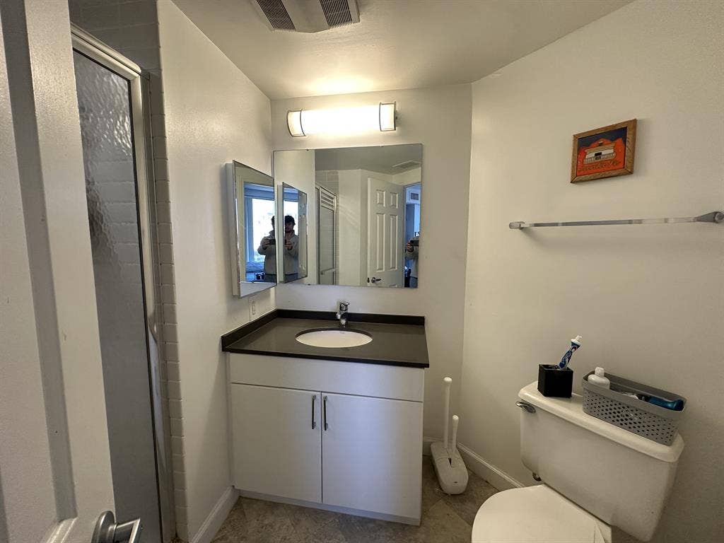 Bed/Bath Available in Crystal City